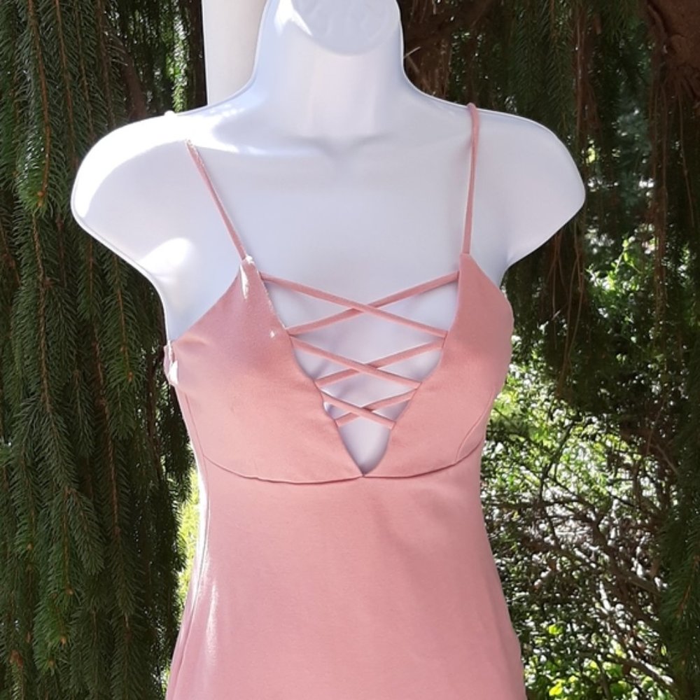 The Vintage Shop bodycon pink dress